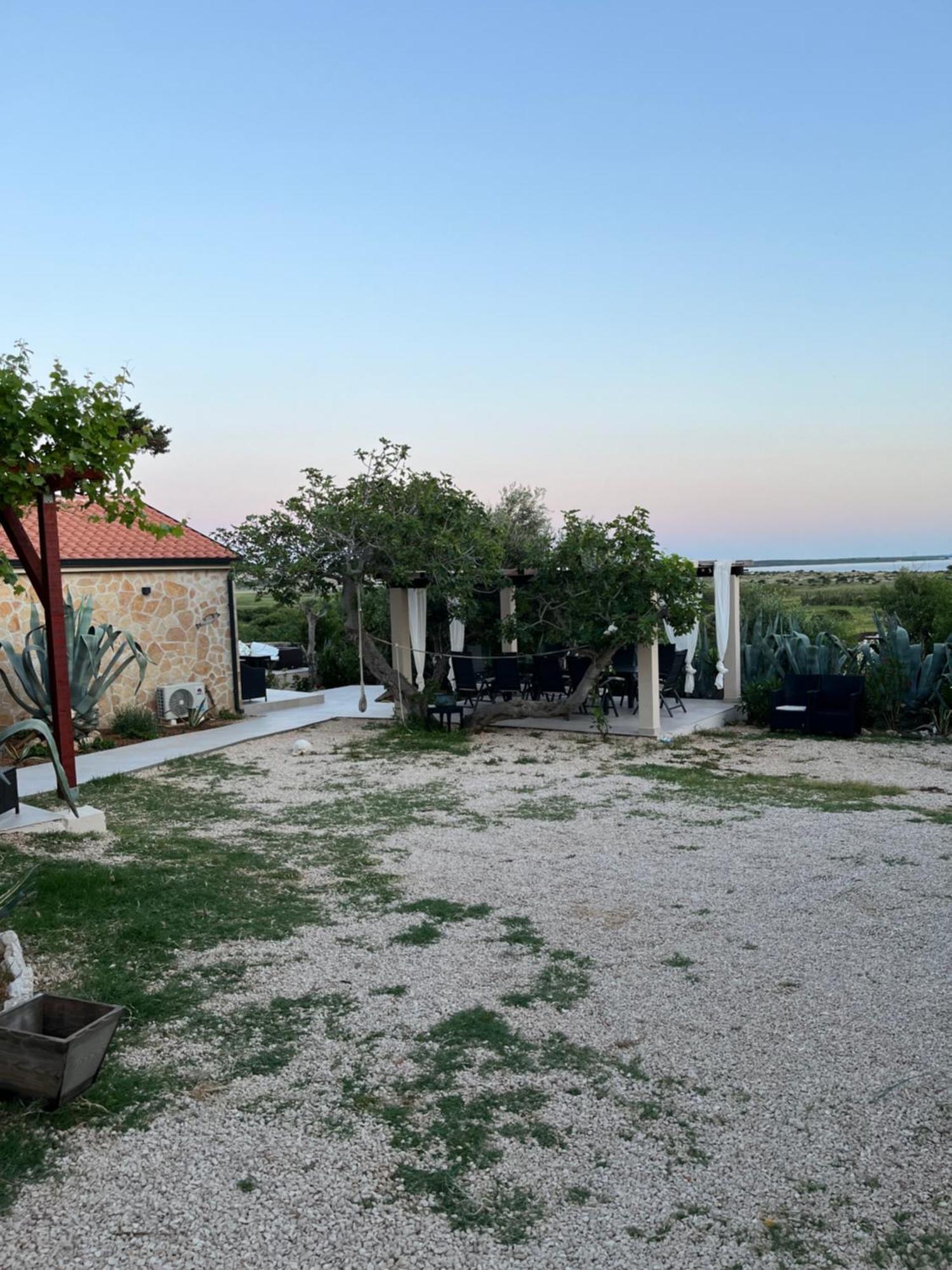 Villa Slatina Near Zrce Beach Новалья Экстерьер фото